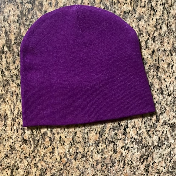 Fashion Beanie - Picture 4 of 4